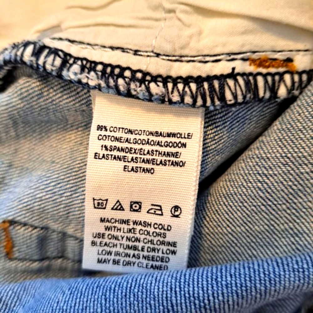 Free People Distressed Destroyed Light Wash Raw Hem Jeans Size 30 - Picture 9 of 9